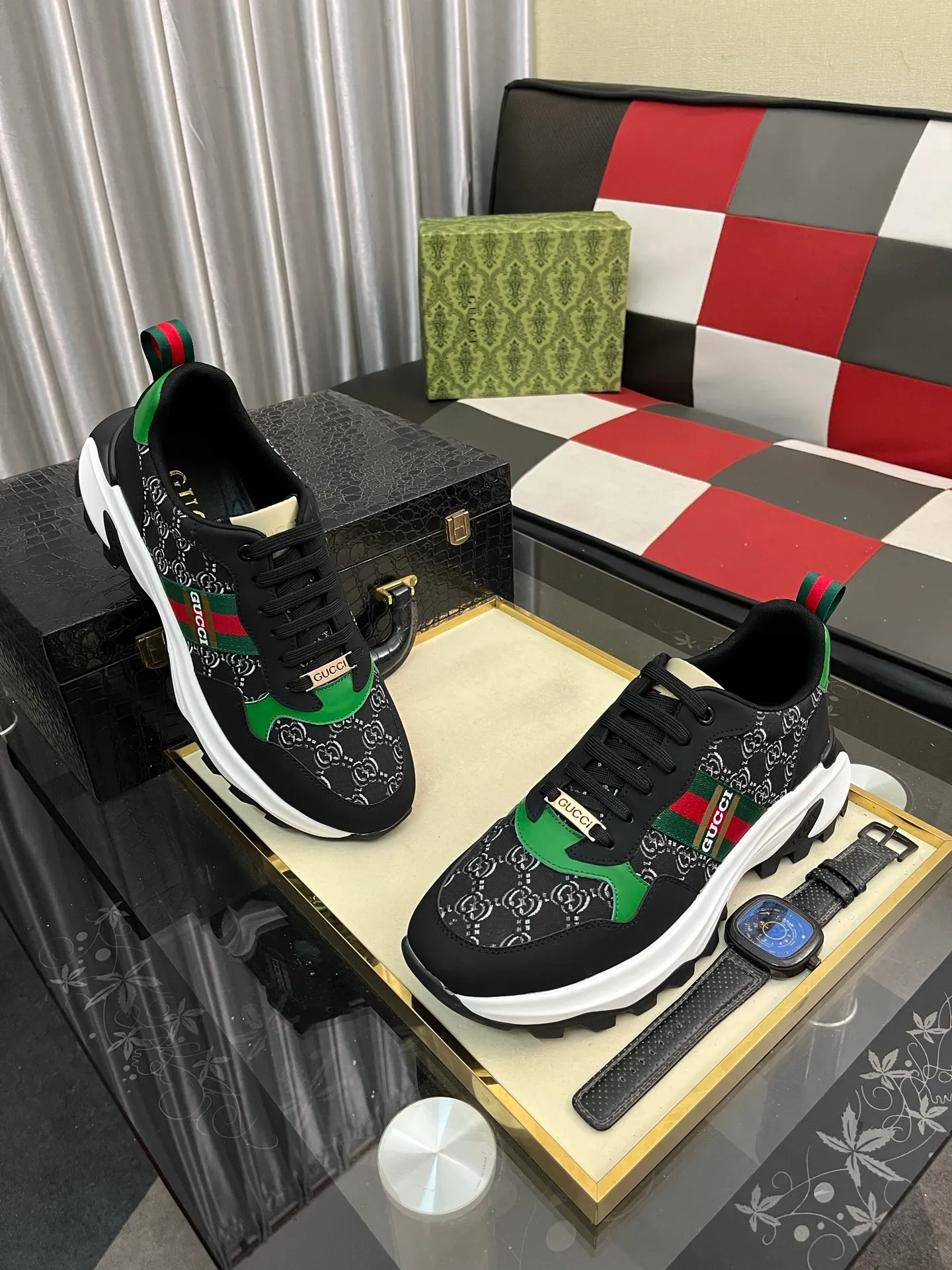 Men's shoes 💰458⌚️⌚️ Gucci •Gucci original quality. ~ Unique modern style sneakers. 🏃A must-have casual shoe for trendy men😍😍 Original brand imported from Italy, imported original leather, sheep lining (refuses to discolor and grind feet) Sole: Original sole provided by the original factory, French lazy style design ⚠️Fit to the feet, original quality attached, super comfortable original sole, code number: 38-444️⃣Colors available